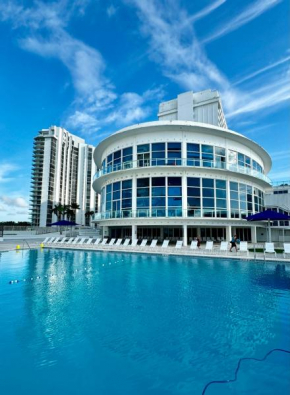 Beachfront Property Pool Gym Tennis Miami Beach!